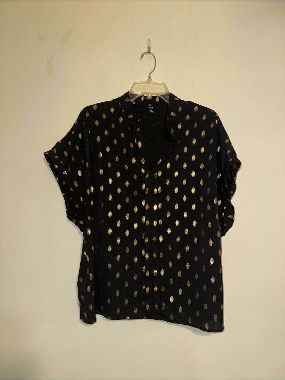 🩵3 for $15🩵 Black V-Neck Blouse with Gold Polka Dot Print